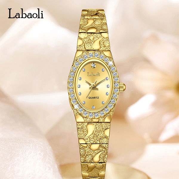 Diamond-Encrusted Women's Quartz Watch - Image 5